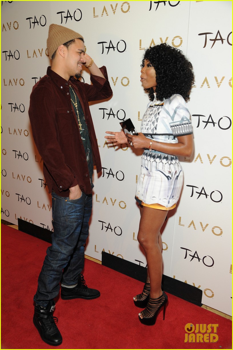 Brandy New Year's Eve 2013 with Fiance Ryan Press! Photo 2783781