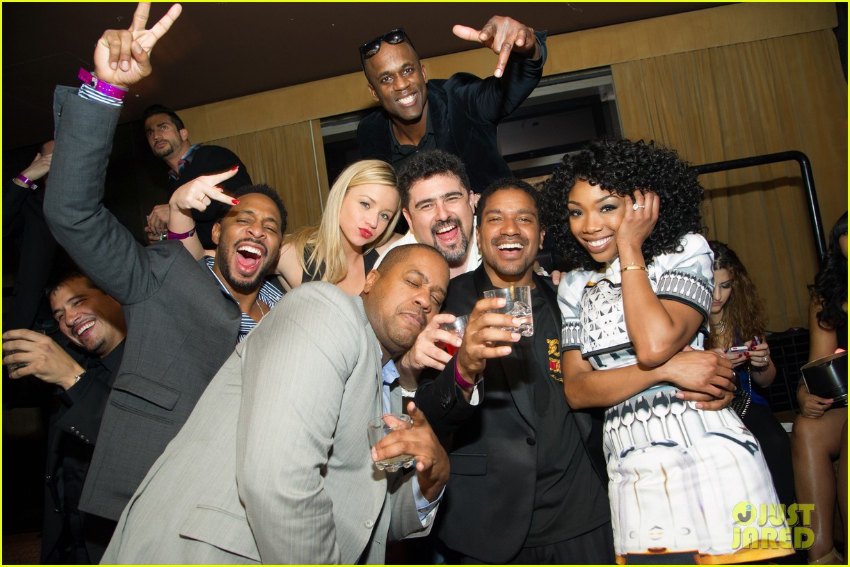 Brandy New Year's Eve 2013 with Fiance Ryan Press! Photo 2783789