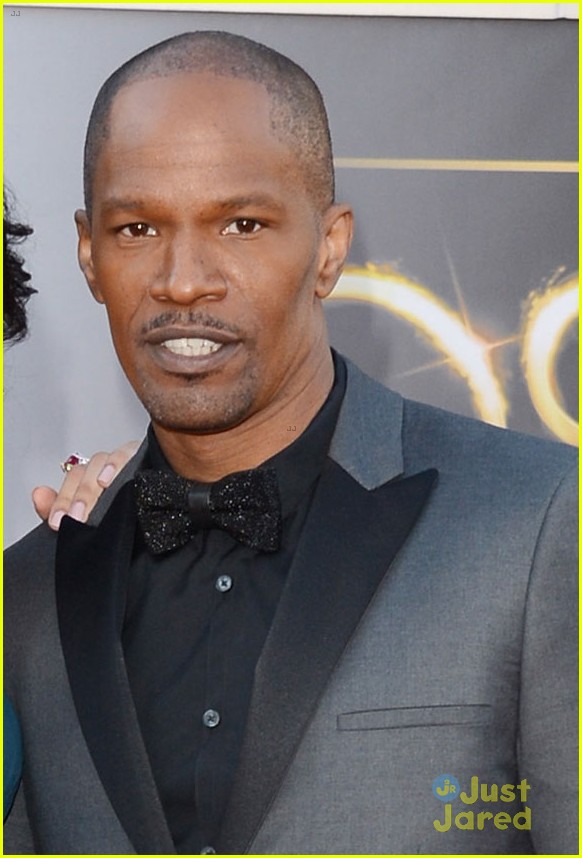 Jamie Foxx Oscars 2013 Red Carpet Photo 2819253 2013 Oscars, Jamie