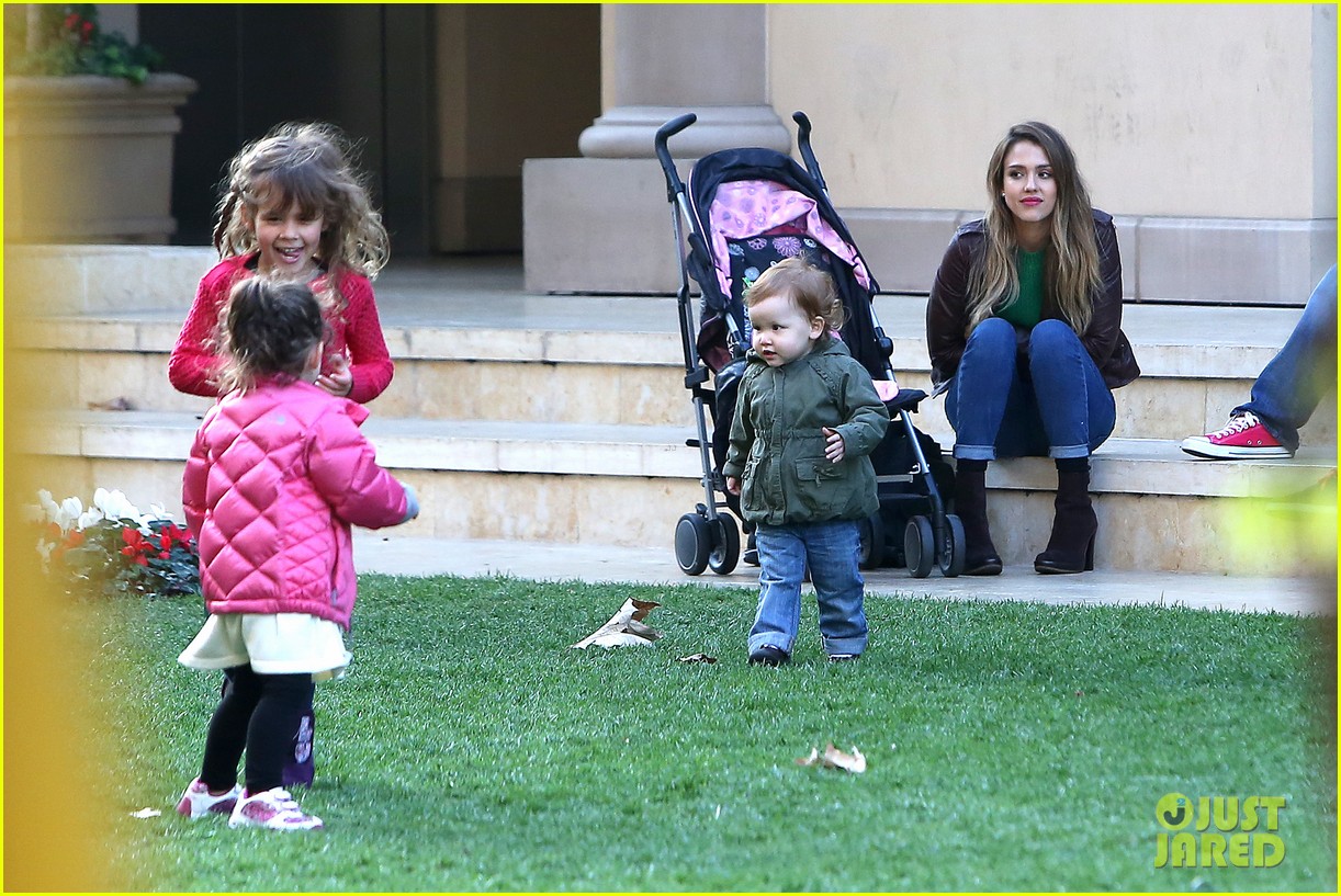 Jessica Alba & Cash Warren: Montage Hotel with Honor & Haven!: Photo