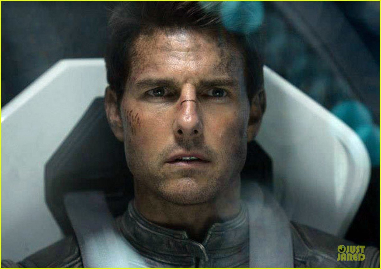 Tom Cruise 'Oblivion' Stills Released! Photo 2840498 Oblivion, Olga Kurylenko, Tom Cruise