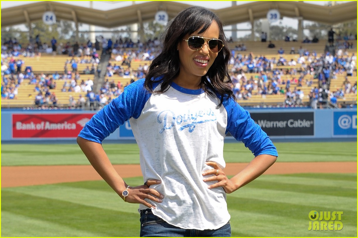 Kerry Washington Los Angeles Dodgers Announcer! Photo 2845340 Kerry