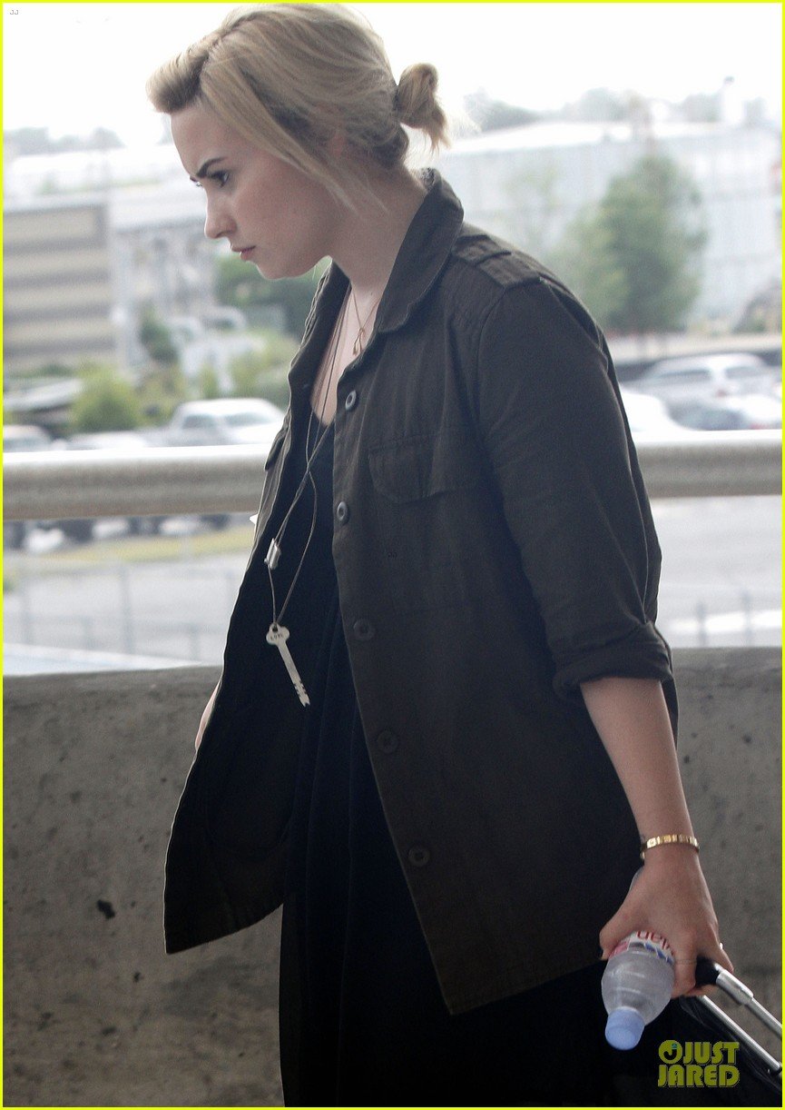 Demi Lovato X Factor Auditions In New Orleans Photo 2889571