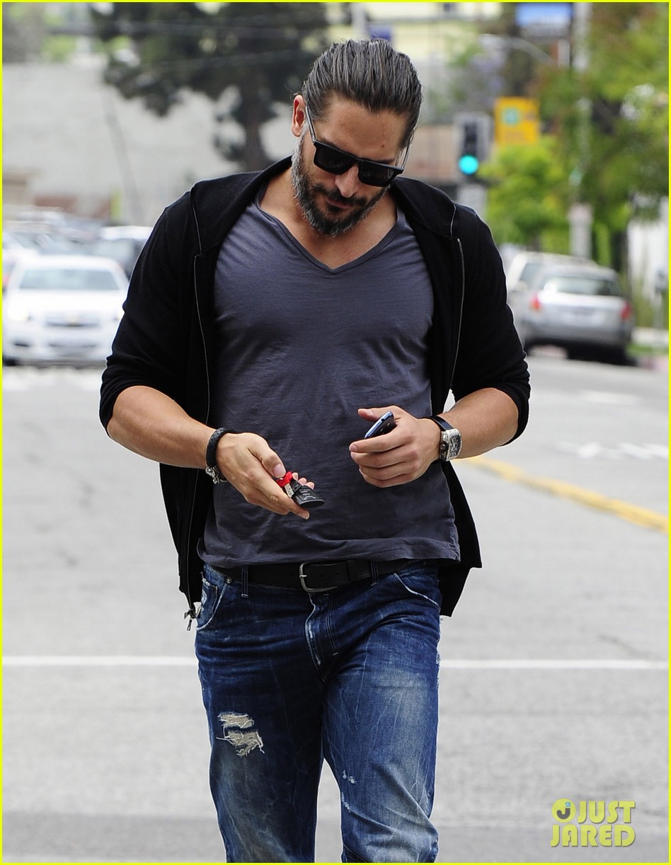 Joe Manganiello 'Streetcar Named Desire' Star at Yale Rep! Photo