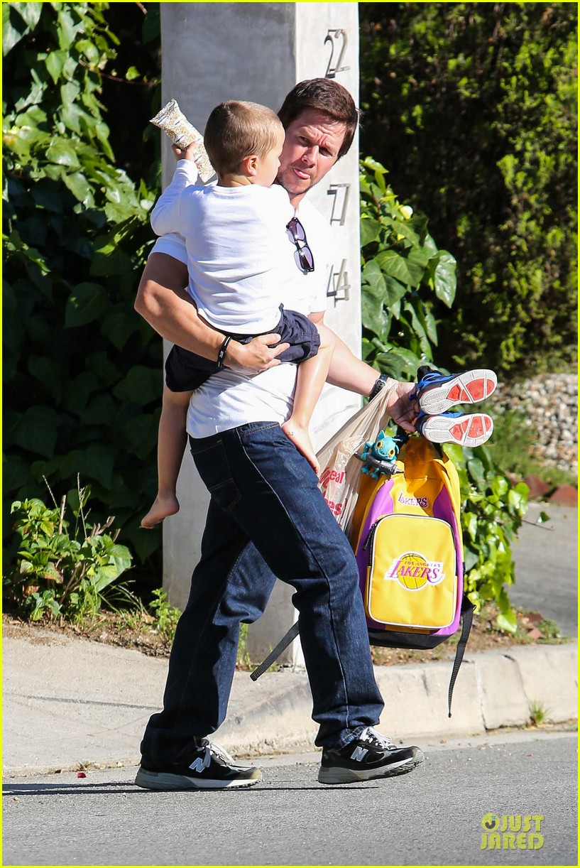 Mark Wahlberg Loves L.A.! Photo 2881814 Brendan Wahlberg, Celebrity