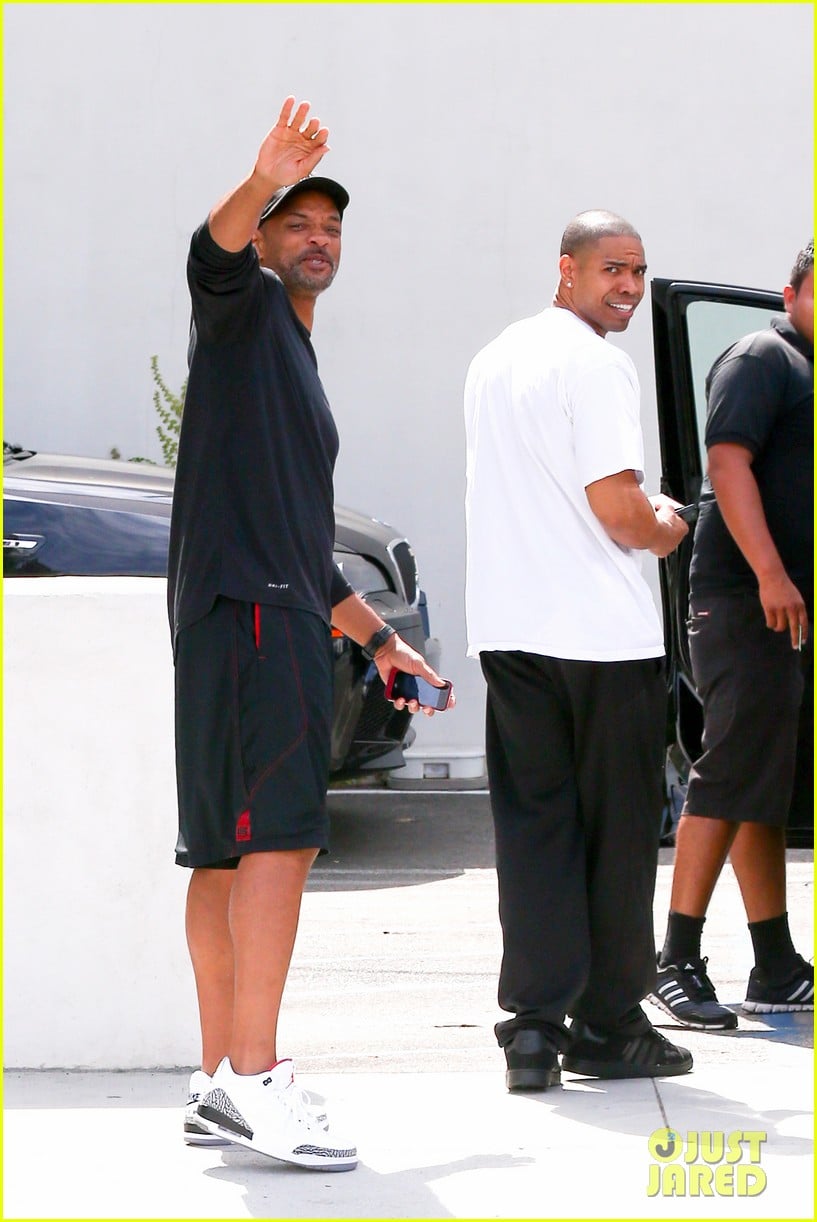 Justin Bieber Hangs with His 'Uncle' Will Smith! Photo 2933085
