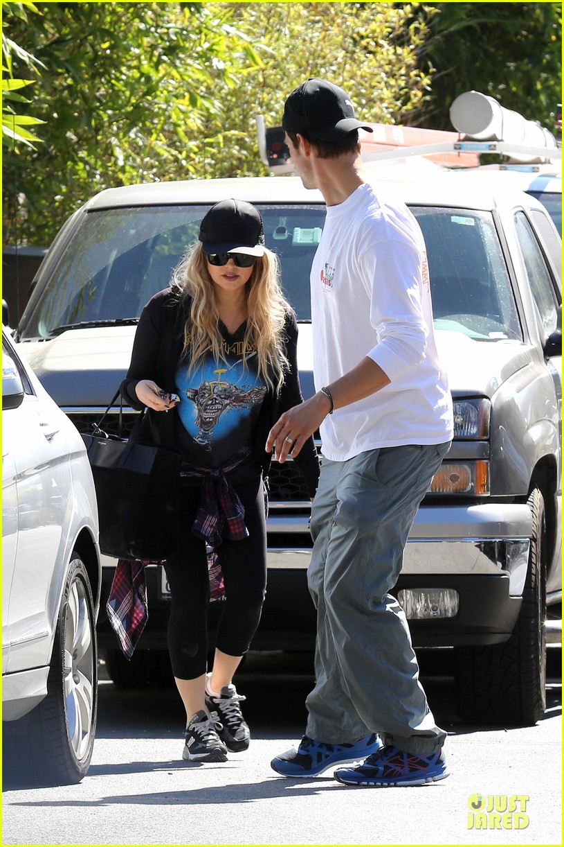 Fergie &amp; Josh Duhamel Workout Pair After Halloween