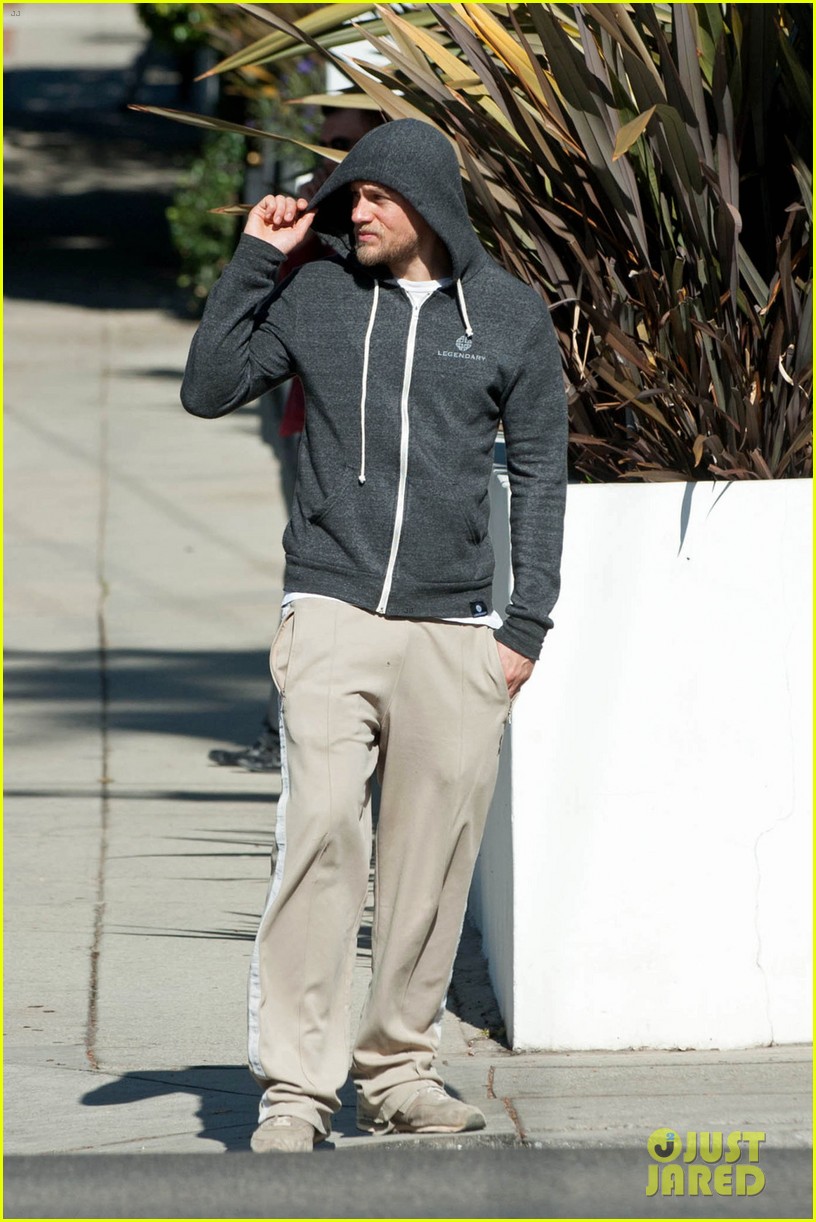 Charlie Hunnam on Jamie Dornan 'He'll Do a Great Job' Photo 3000179