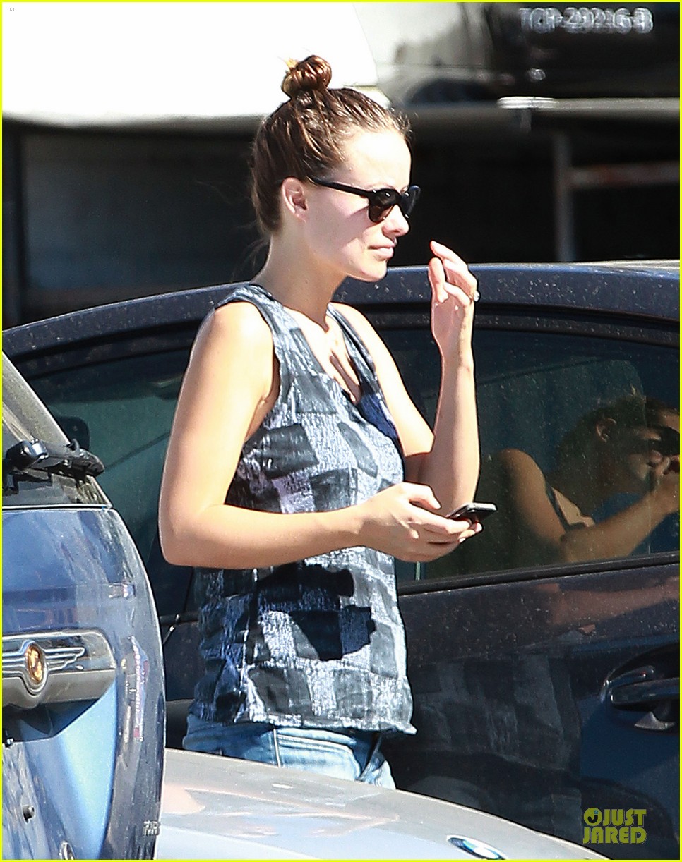 Olivia Wilde: Terry Richardson Costume on Halloween!: Photo 2984756