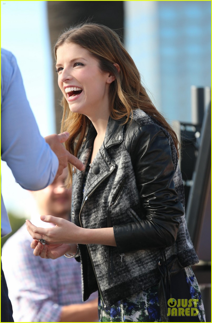 Anna Kendrick's NonSuper Bowl Commercial for Newcastle Beer Makes Us