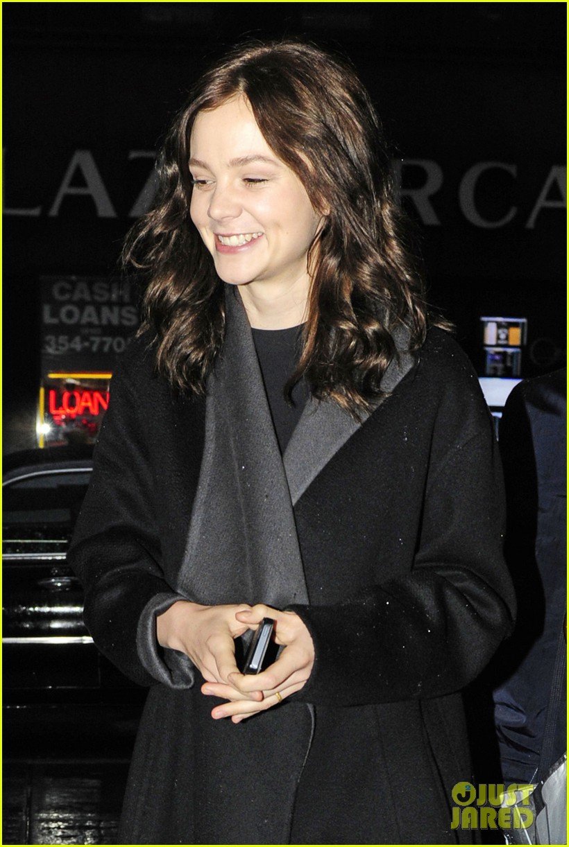 Carey Mulligan: I'd Still Rather Go Nude Than Sing in Movies!: Photo