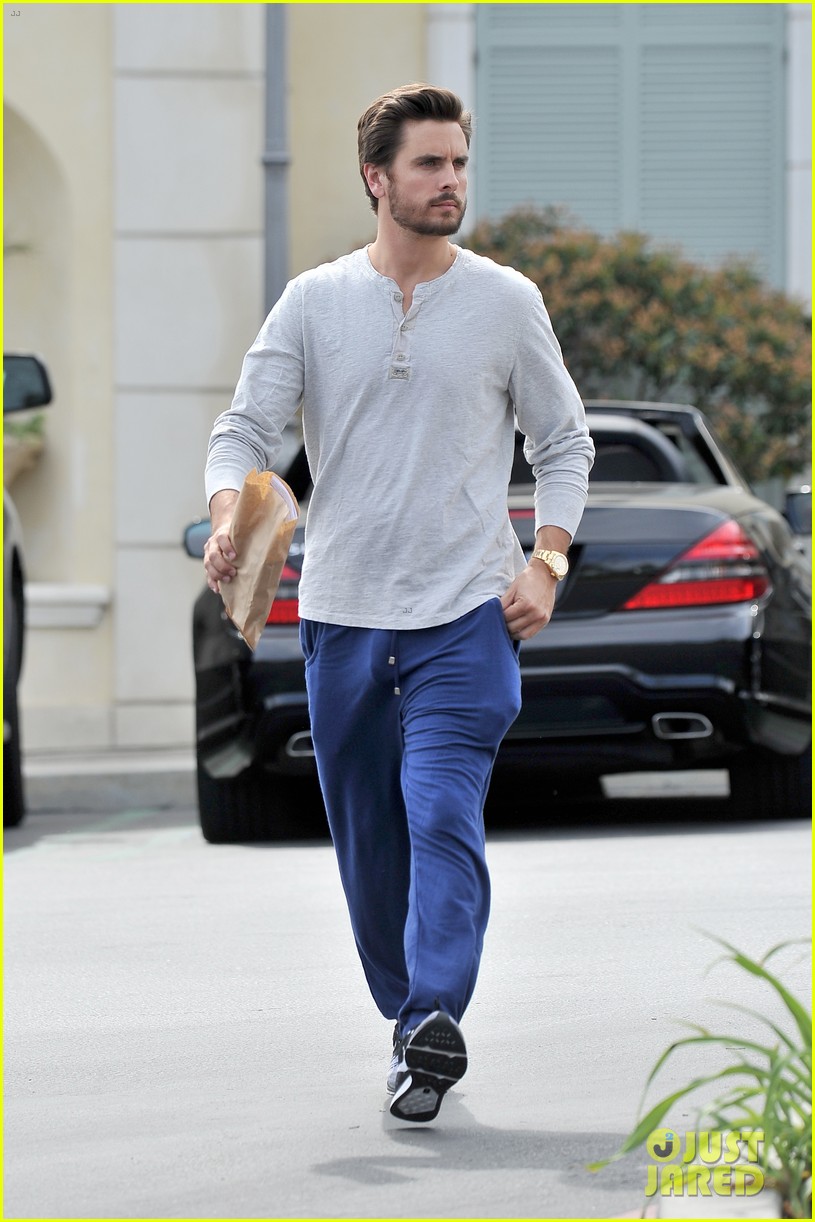 Scott Disick Leaves Little to the Imagination in His Pajama Pants