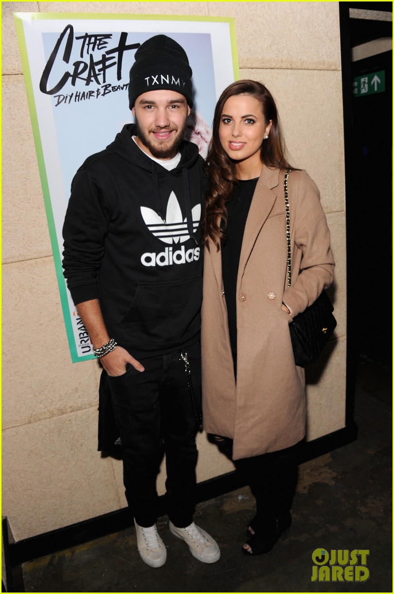 Harry Styles Liam Payne Show Their Support For Stylist Lou
