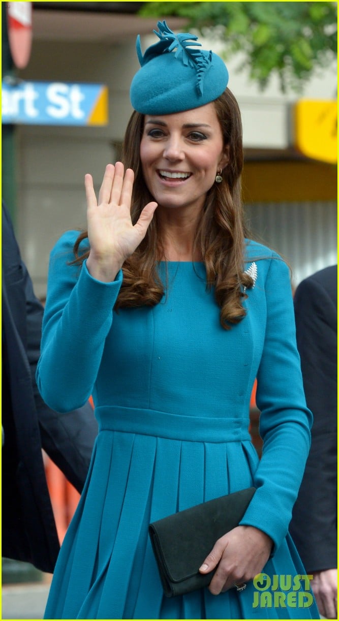 Kate Middleton's Matching Dress & Hat is One of Her Best Looks! Photo