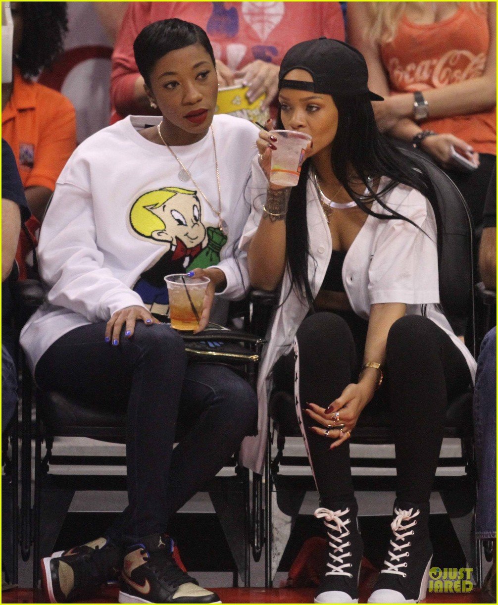 Rihanna & BFF Melissa Forde Cheer on Clippers at NBA ...
