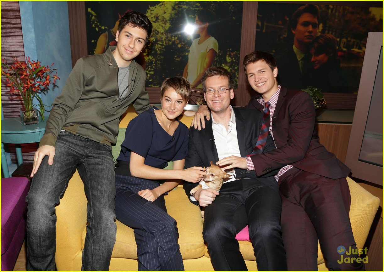 Shailene Woodley &amp; Ansel Elgort �Fault In Our Stars