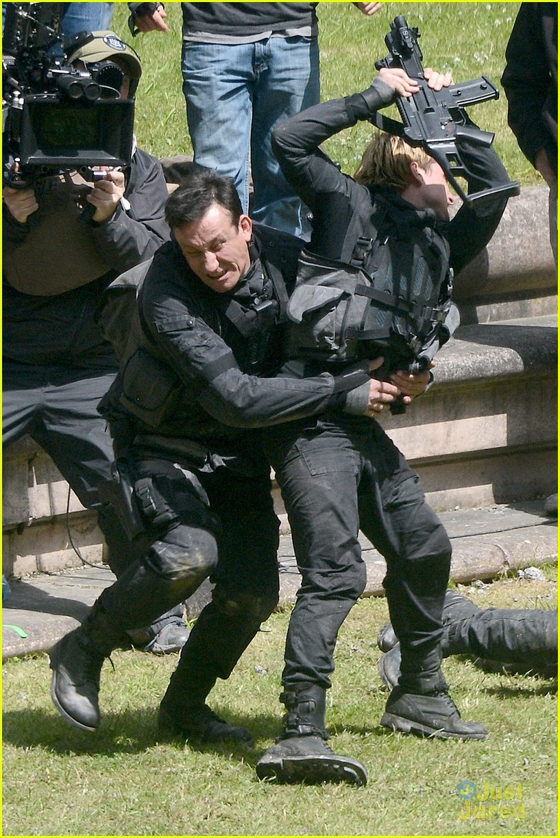 Despite Reports, 'Hunger Games Mockingjay Part 1' Trailer