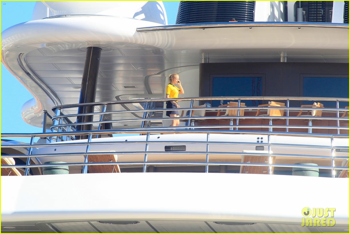 See Leonardo DiCaprio's Insane Luxury Yacht He Rented for World Cup