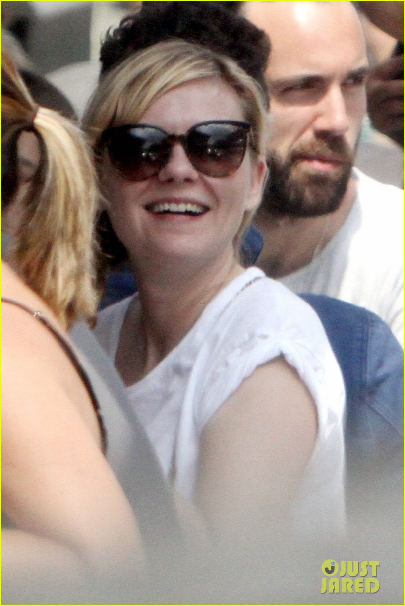 Kirsten Dunst Goes Totally Topless for 'Madame Figaro' June 2014: Photo 3128127 | Kirsten Dunst