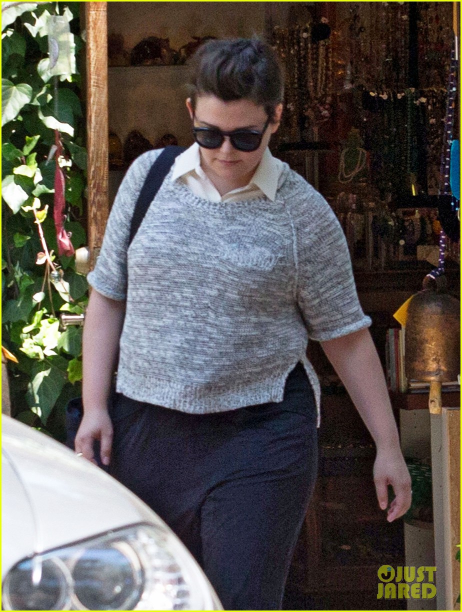 Ginnifer Goodwin Steps Out for First Time Since Giving Birth! Photo 3146862 Ginnifer Goodwin
