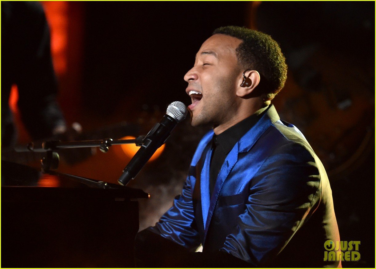 John Legend & Jhene Aiko Perform at BET Awards 2014! (Video) Photo