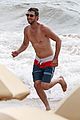zachary levi shirtless hawaii beach vacation 14