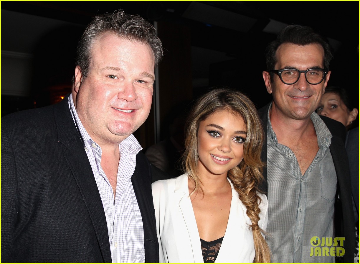 Julie Bowen & Sarah Hyland Heat Up the Audi Emmys Party with their