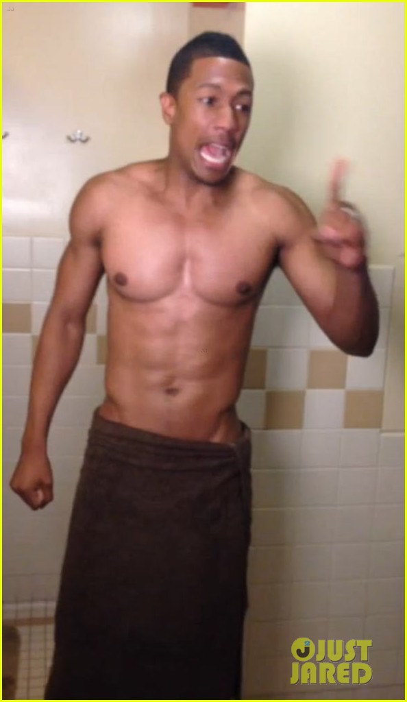 Nick Cannon Goes Naked (in a Towel) for Ice Bucket 