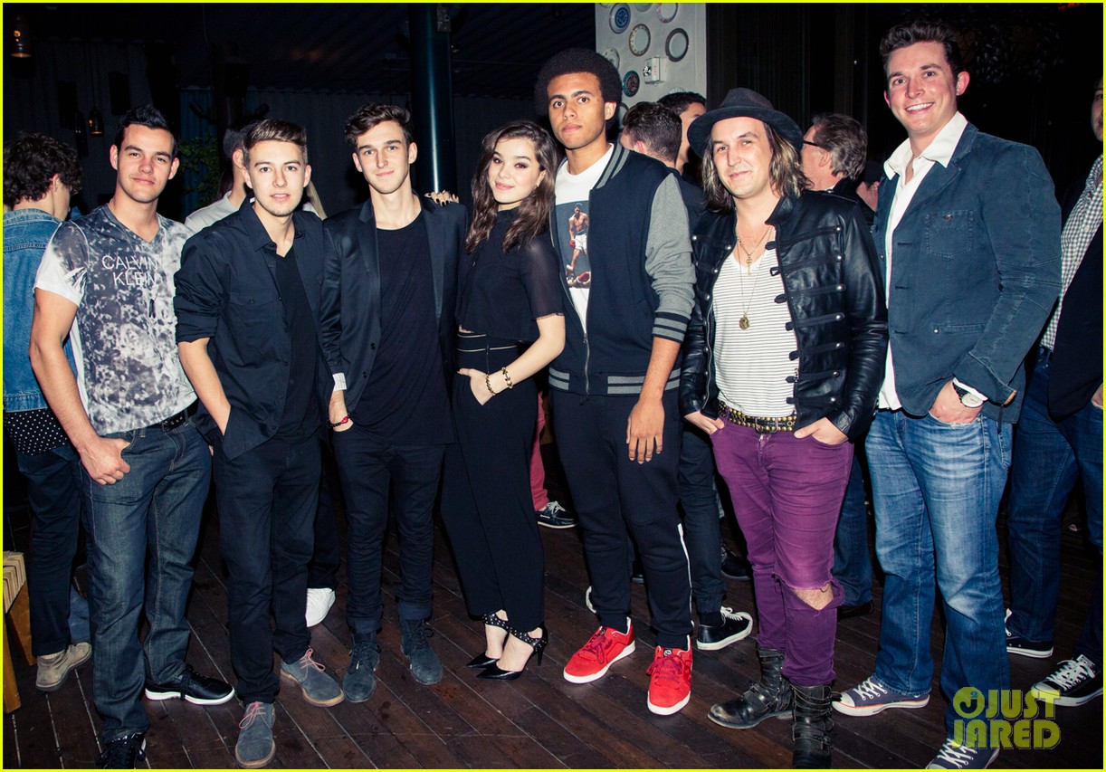 Hailee Steinfeld Parties It Up for Her 18th Birthday Surrounded By Her