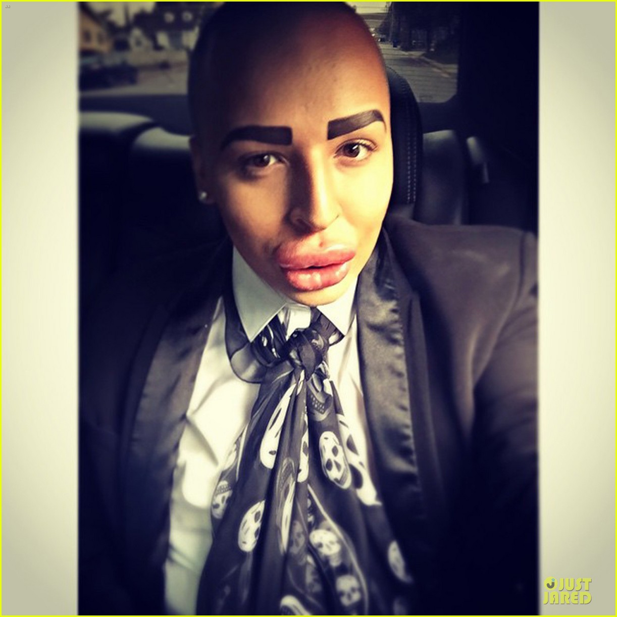 This Man Paid $150,000 to Look Like Kim Kardashian: Photo 3264622 | Kim