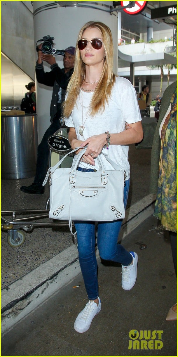 Rosie HuntingtonWhiteley Not Engaged to Jason Statham Despite Wearing