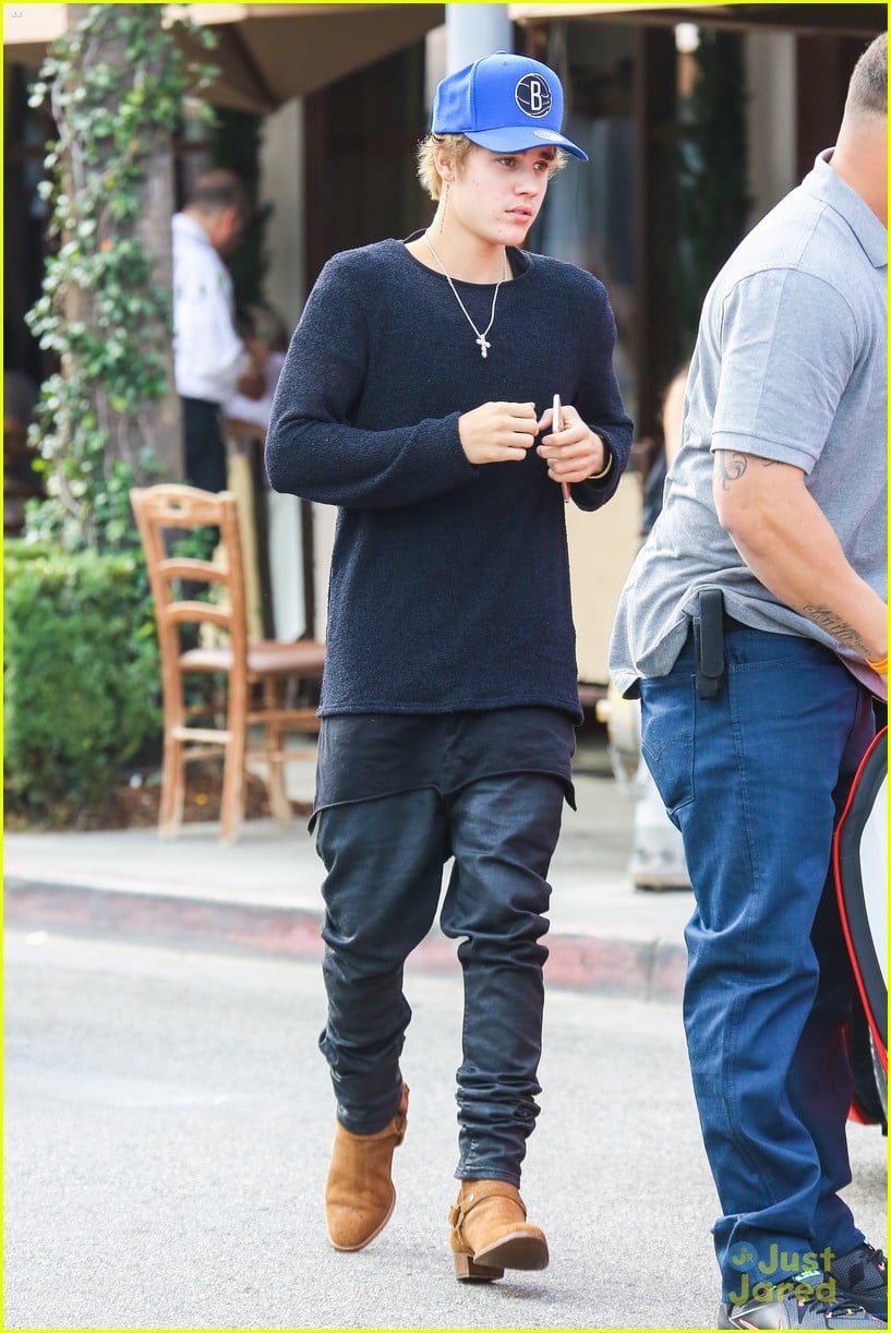 justin bieber trucker