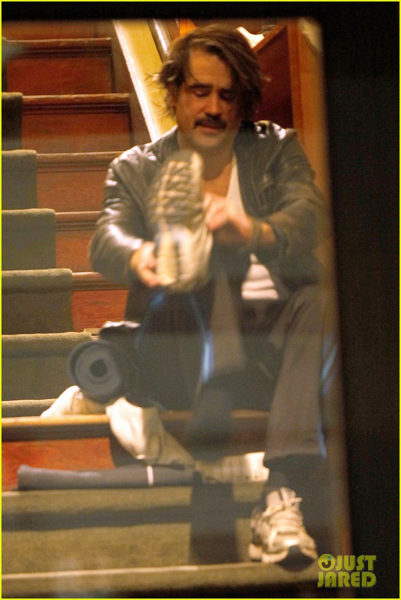 Colin Farrell Keeps Long Hair In Headband For Yoga Class Photo