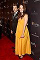 pregnant keira knightley shows off baby bump on red carpet 01
