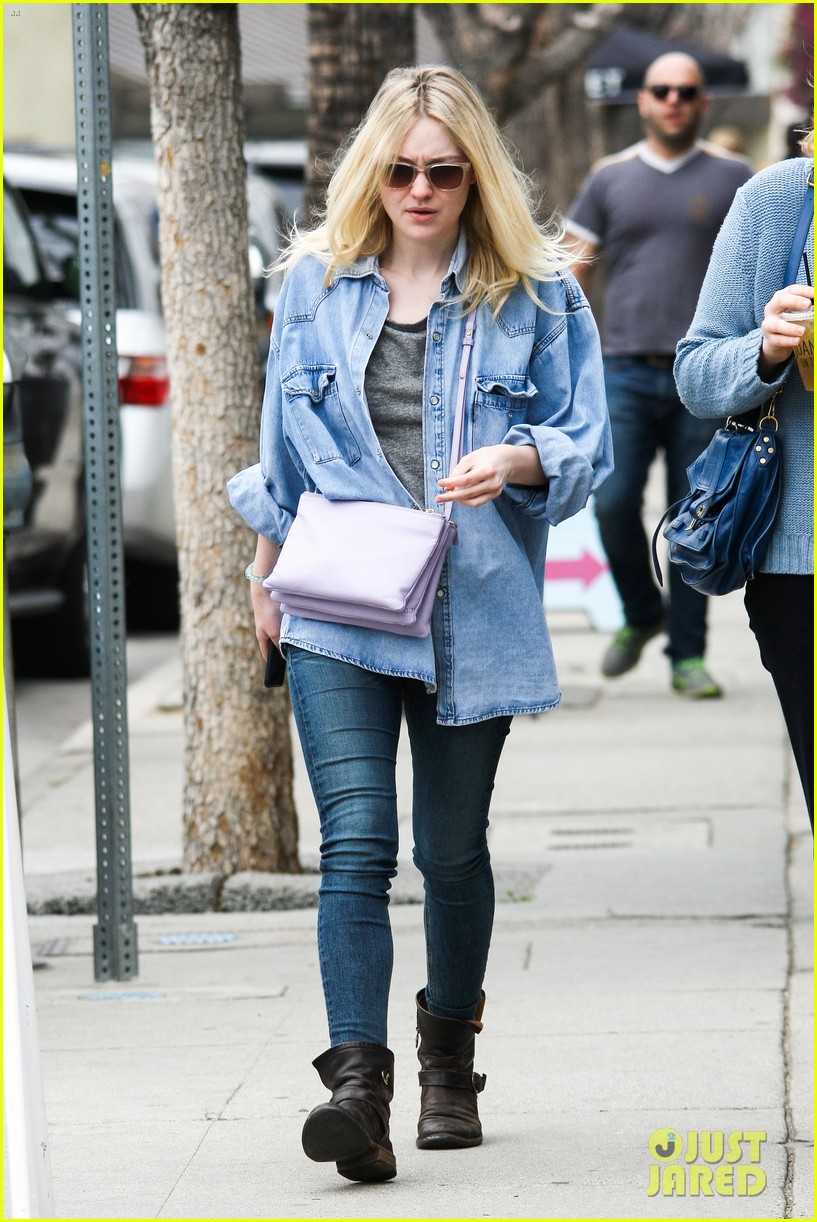 Dakota Fanning Covers 'Vs. Magazine' With Other Female Stars: Photo