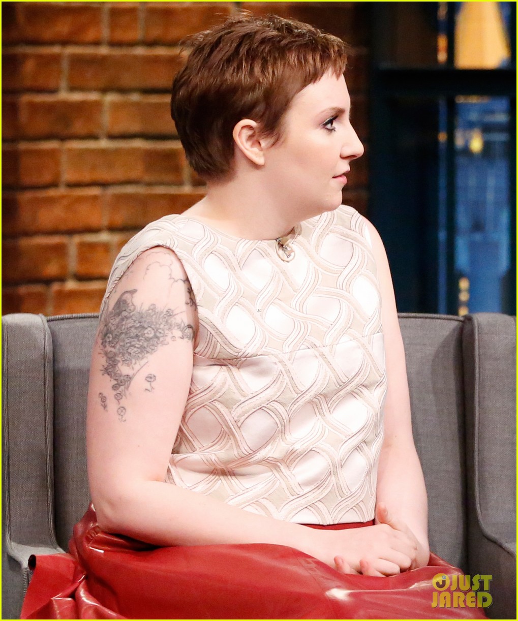 Lena Dunham Debuts New Pixie Cut Talks Guest Starring On Scandal On Late Night Watch Here Photo 3329423 Lena Dunham Pictures Just Jared