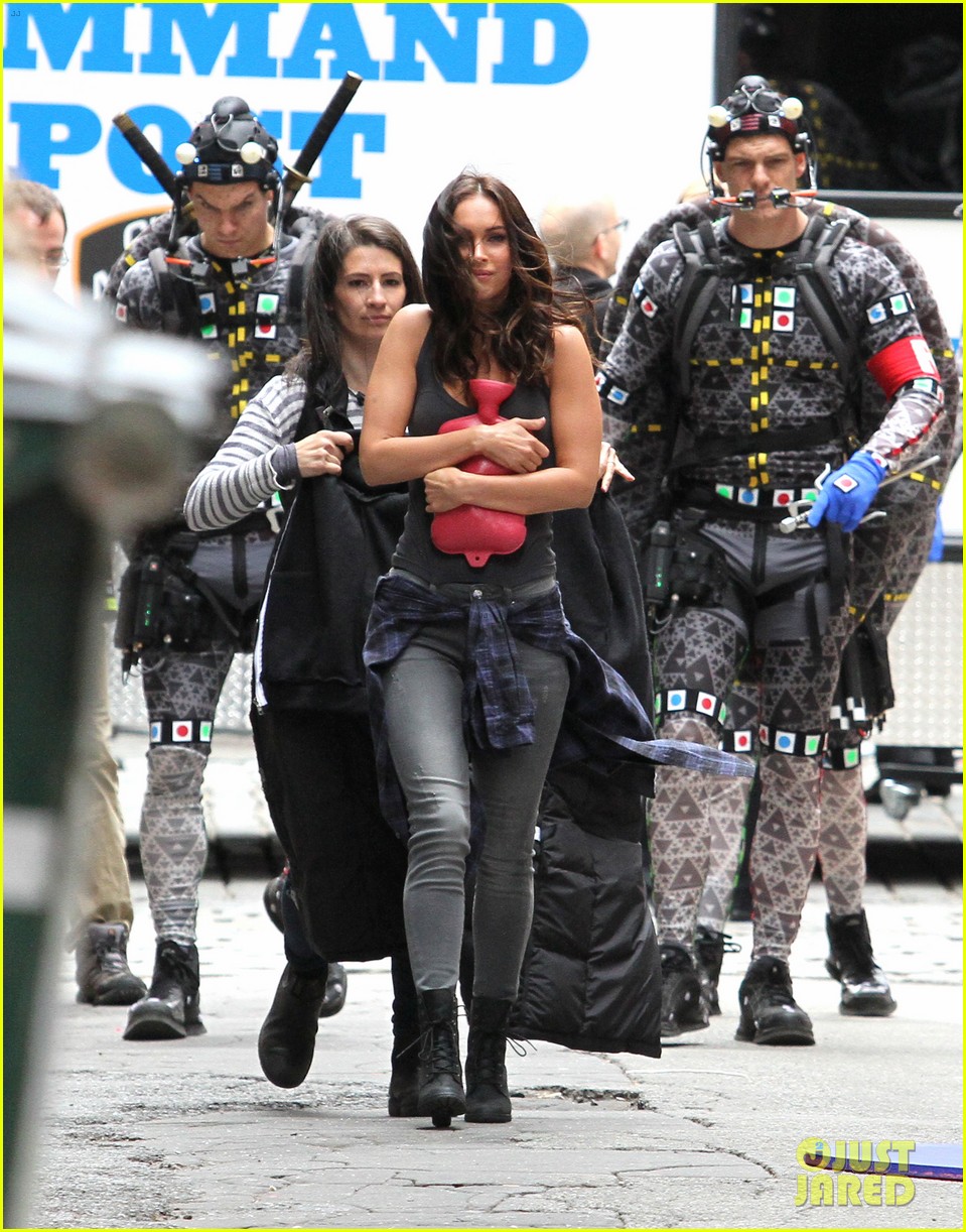 Megan Fox Celebrates 29th Birthday in Los Angeles Photo 3373049