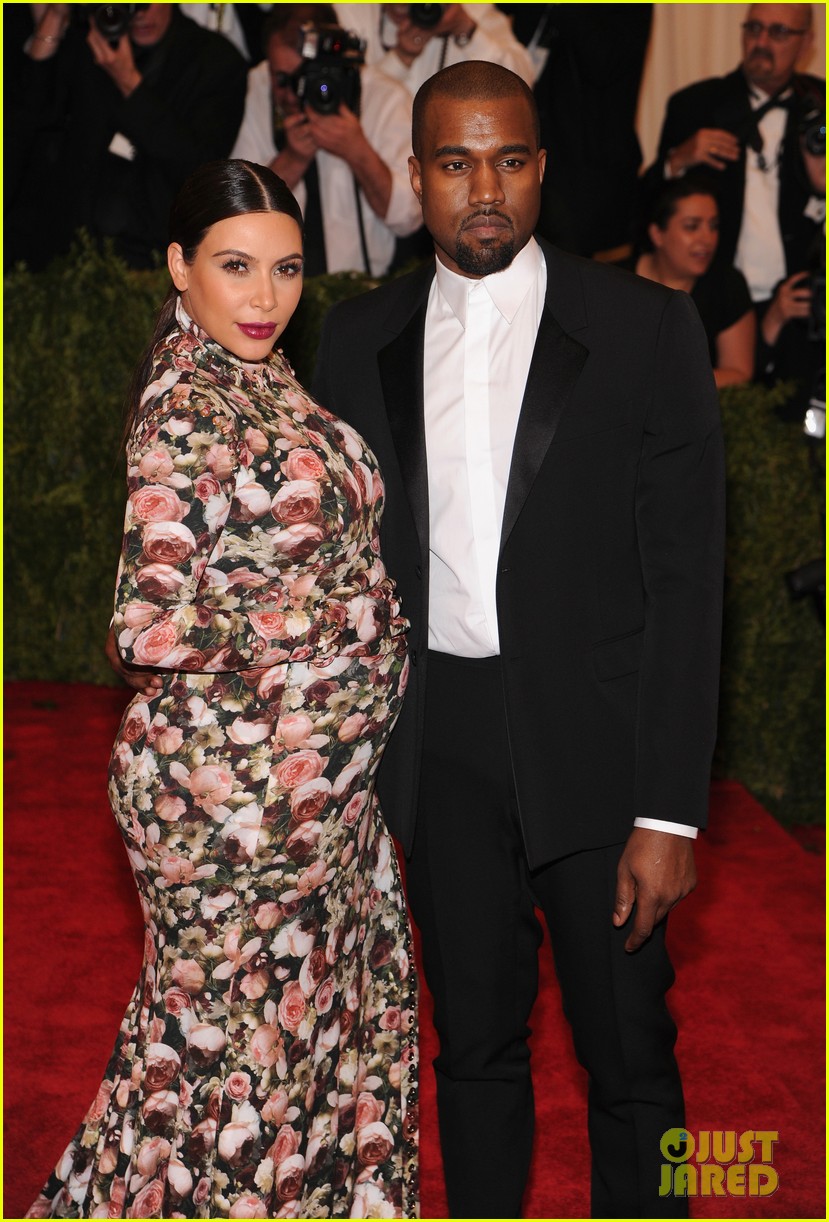 Here Are Kim Kardashian's Met Gala Looks from Years Past! Photo 3361321 2015 Met Gala, Kanye