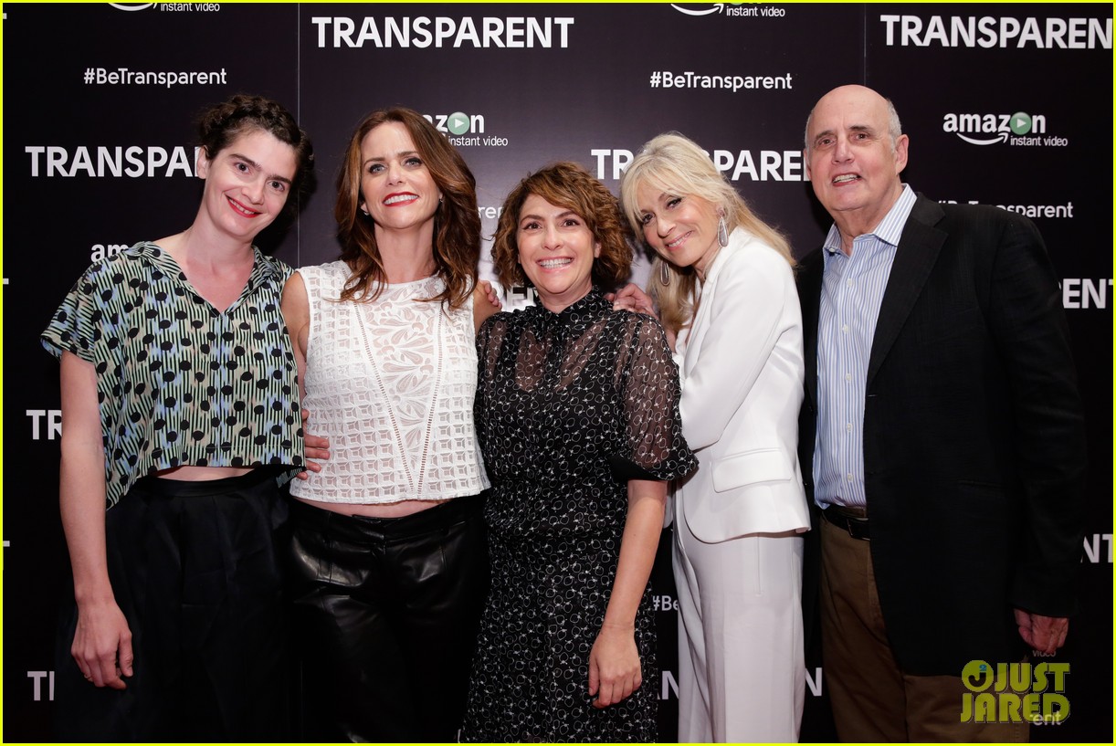 Lisa Kudrow & 'The Comeback' Cast Tease Season Three Possibility at