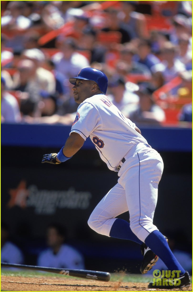 Darryl Hamilton Dead ExMLB Player Killed in MurderSuicide Photo