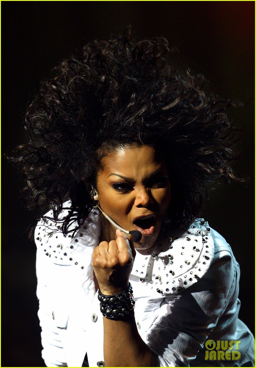 Jackson Drops 43Second Clip of New Song Listen Now! Photo