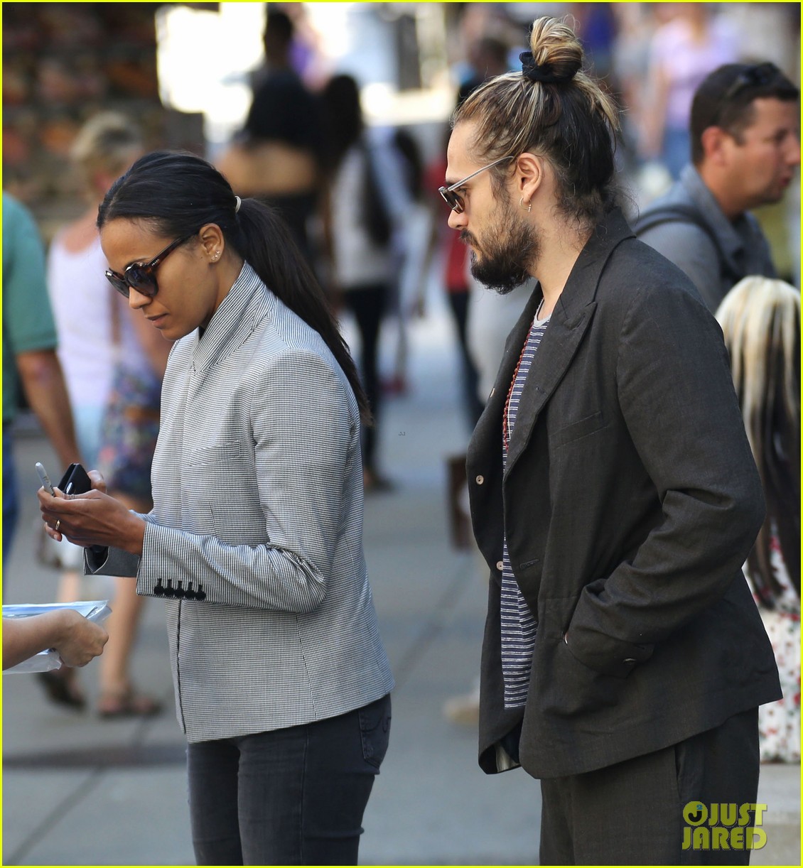 Zoe Saldana Shares Adorable Video of Her Twins Cuddling!: Photo 3403537