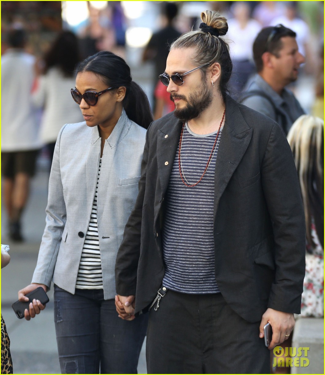 Zoe Saldana Shares Adorable Video of Her Twins Cuddling!: Photo 3403539