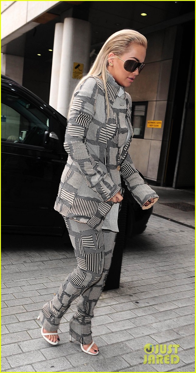 acne mask sunglasses