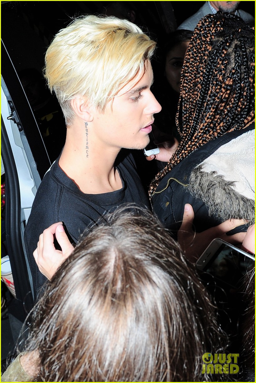 Justin Bieber Jets To London Ahead Of Sorry Song Debut Photo