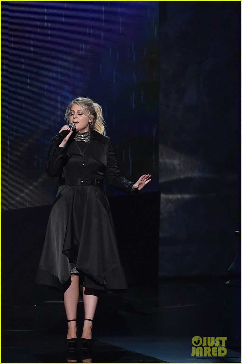 Charlie Puth on Meghan Trainor AMAs Kiss 'We're Just Friends!' Photo