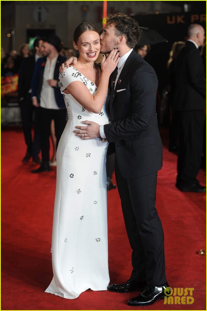 Sam Claflin & Wife Laura Haddock Reveal Pregnancy at 'Mockingjay Part