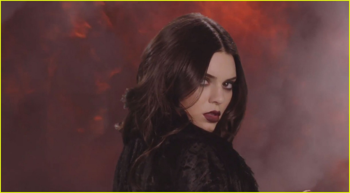 Kendall Jenner Heats Up Christmas in 'Love' Mag Advent Video!: Photo
