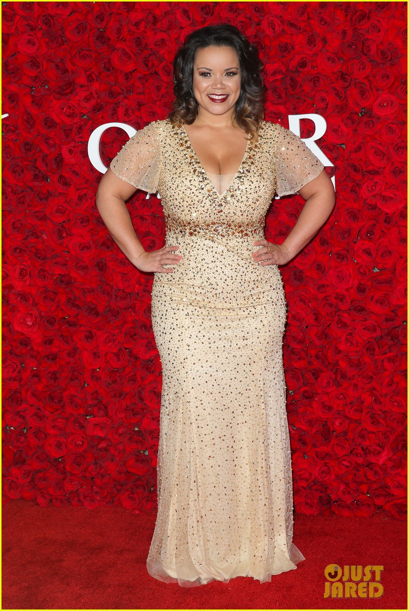 Jaime King & Nicole Scherzinger Help Qatar Airways Celebrate Inaugural