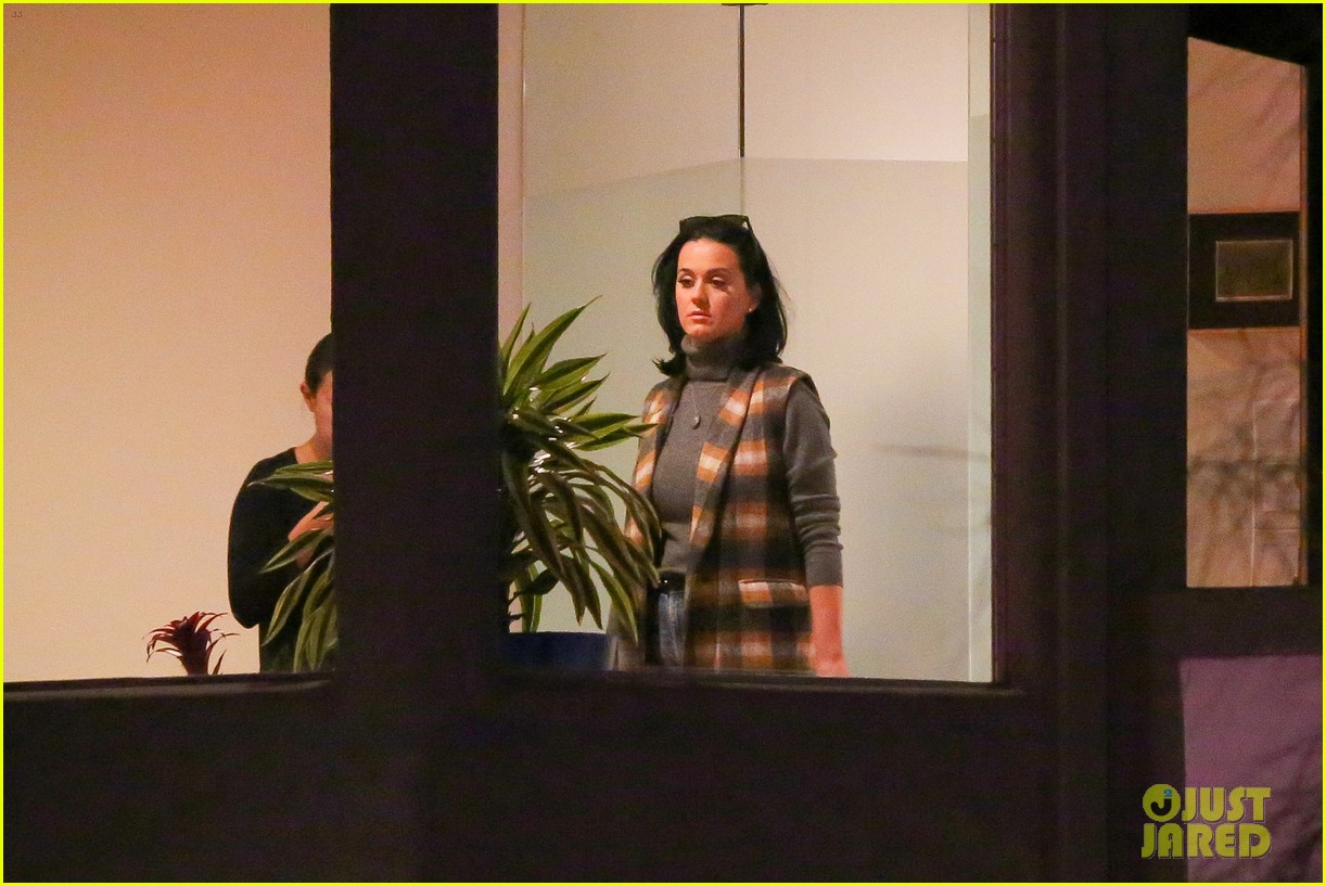 Katy Perry & Orlando Bloom Enjoy a Night of Theater! Photo 3558371